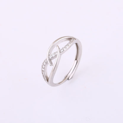 Fluid Interlace Ring