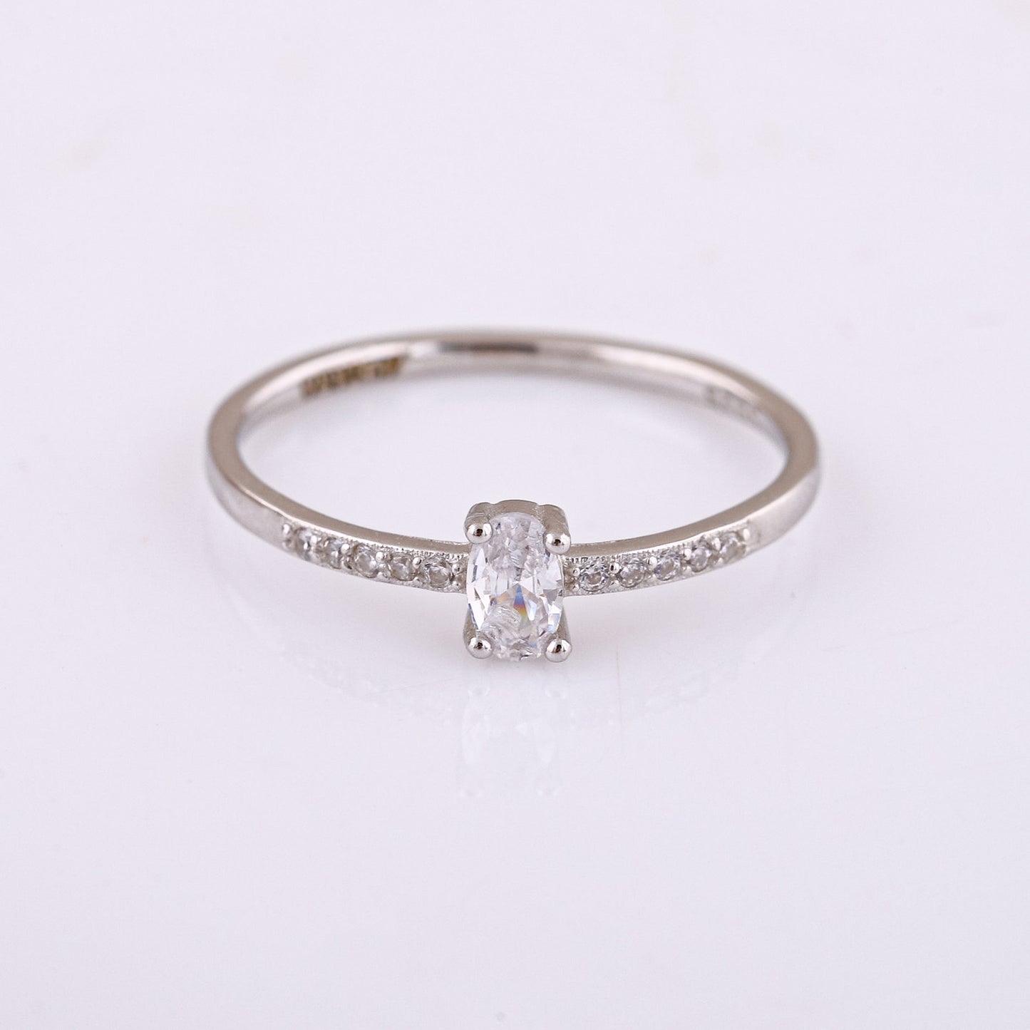 Oval Grace Ring