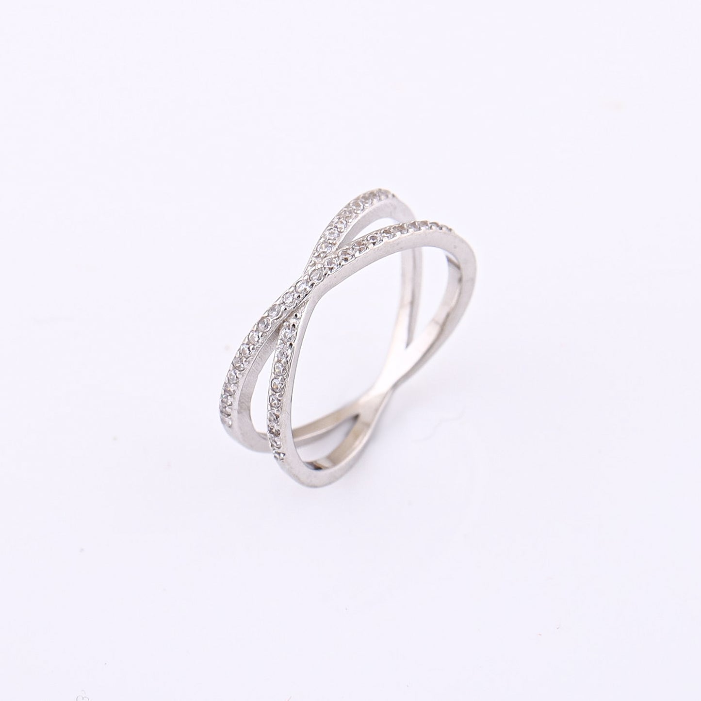 Crossed Harmony Ring