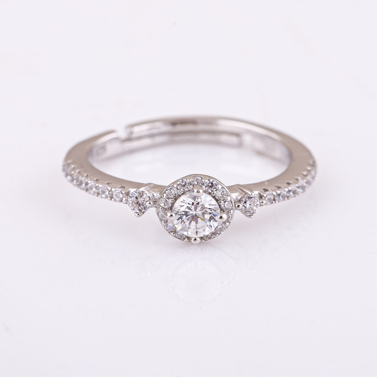 Halo Brilliance Ring