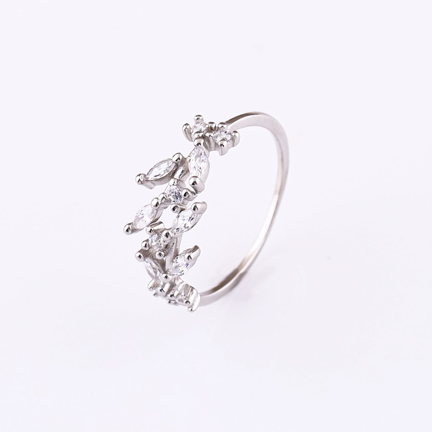 Petal Veil Ring
