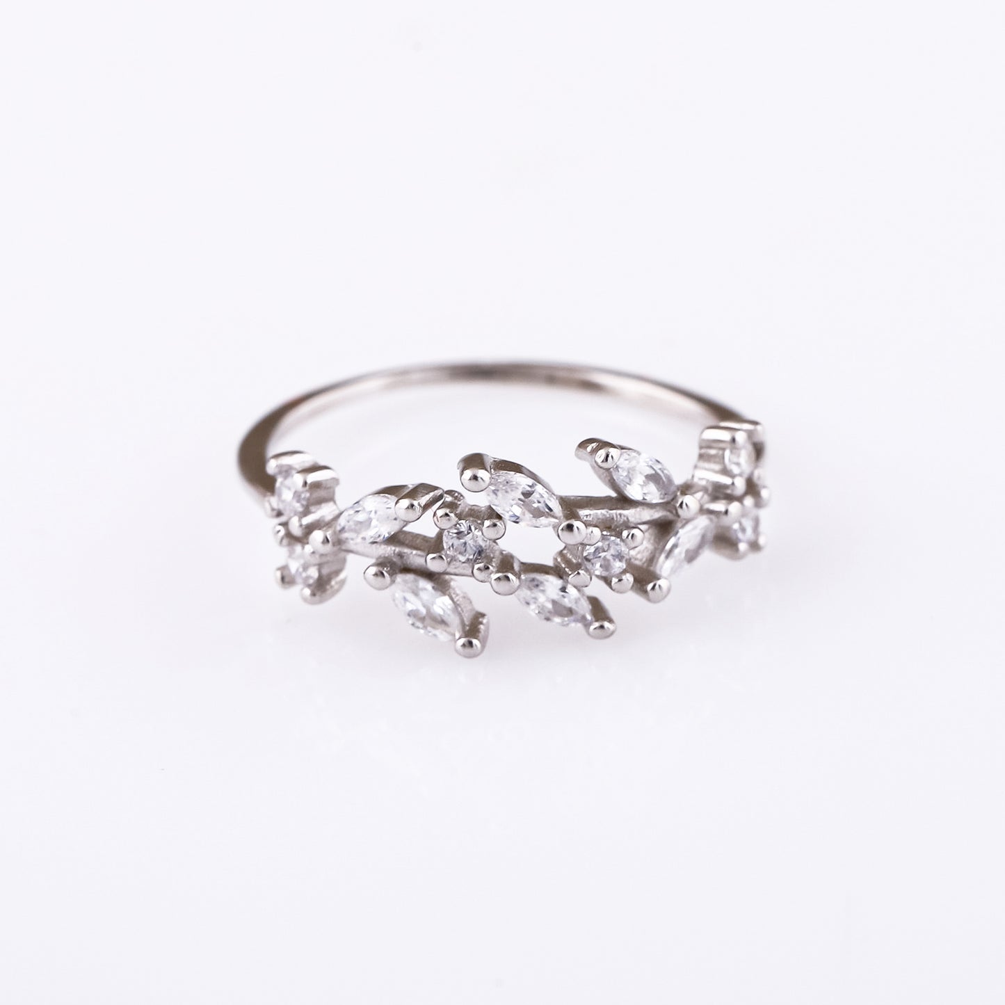 Petal Veil Ring