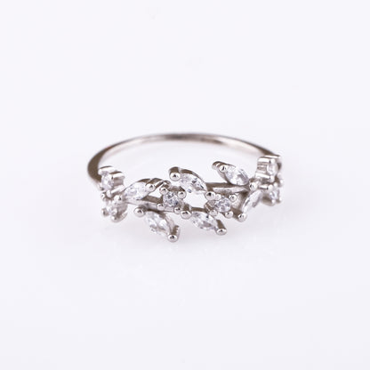 Petal Veil Ring
