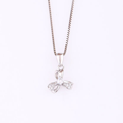 Leaflet Bow Necklace