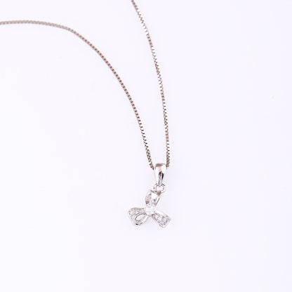 Leaflet Bow Necklace